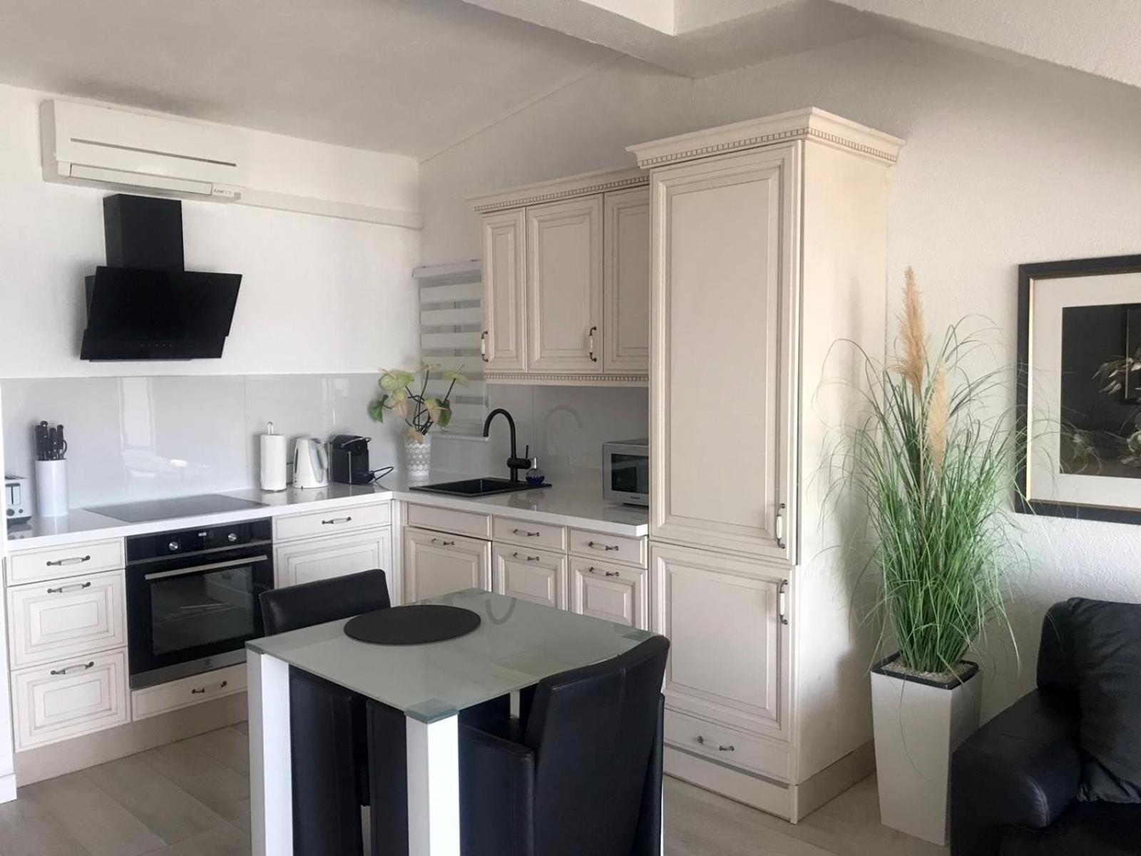 Villa Diana Kastela Ngoại thất bức ảnh